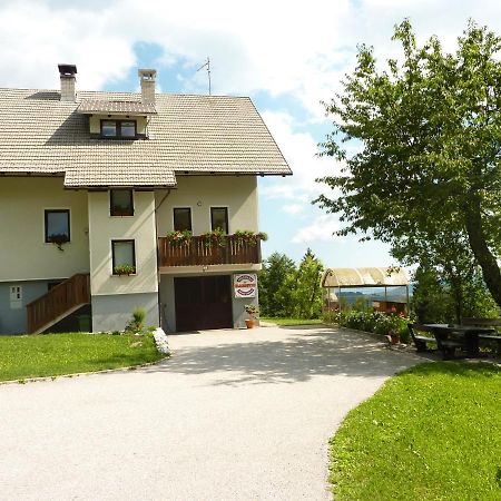Apartments Pri Marjetki Cerkno Kültér fotó