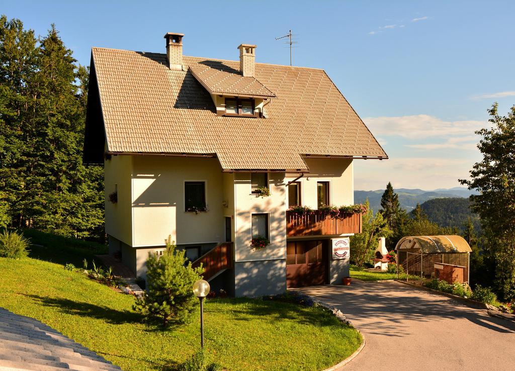 Apartments Pri Marjetki Cerkno Kültér fotó