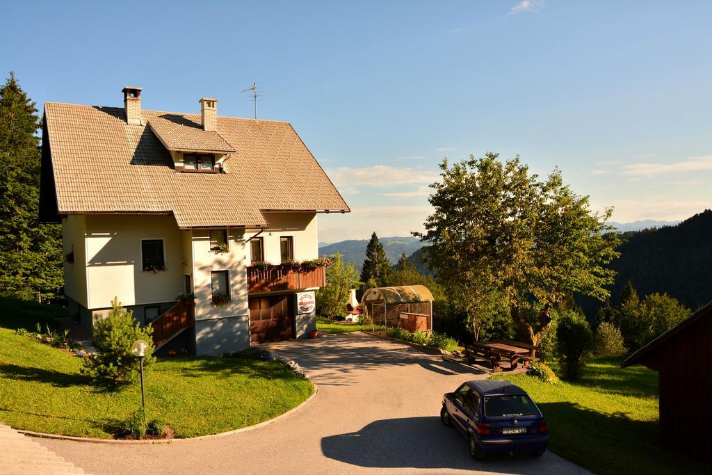 Apartments Pri Marjetki Cerkno Kültér fotó