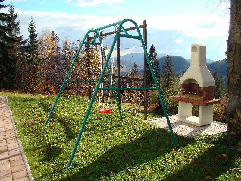 Apartments Pri Marjetki Cerkno Kültér fotó