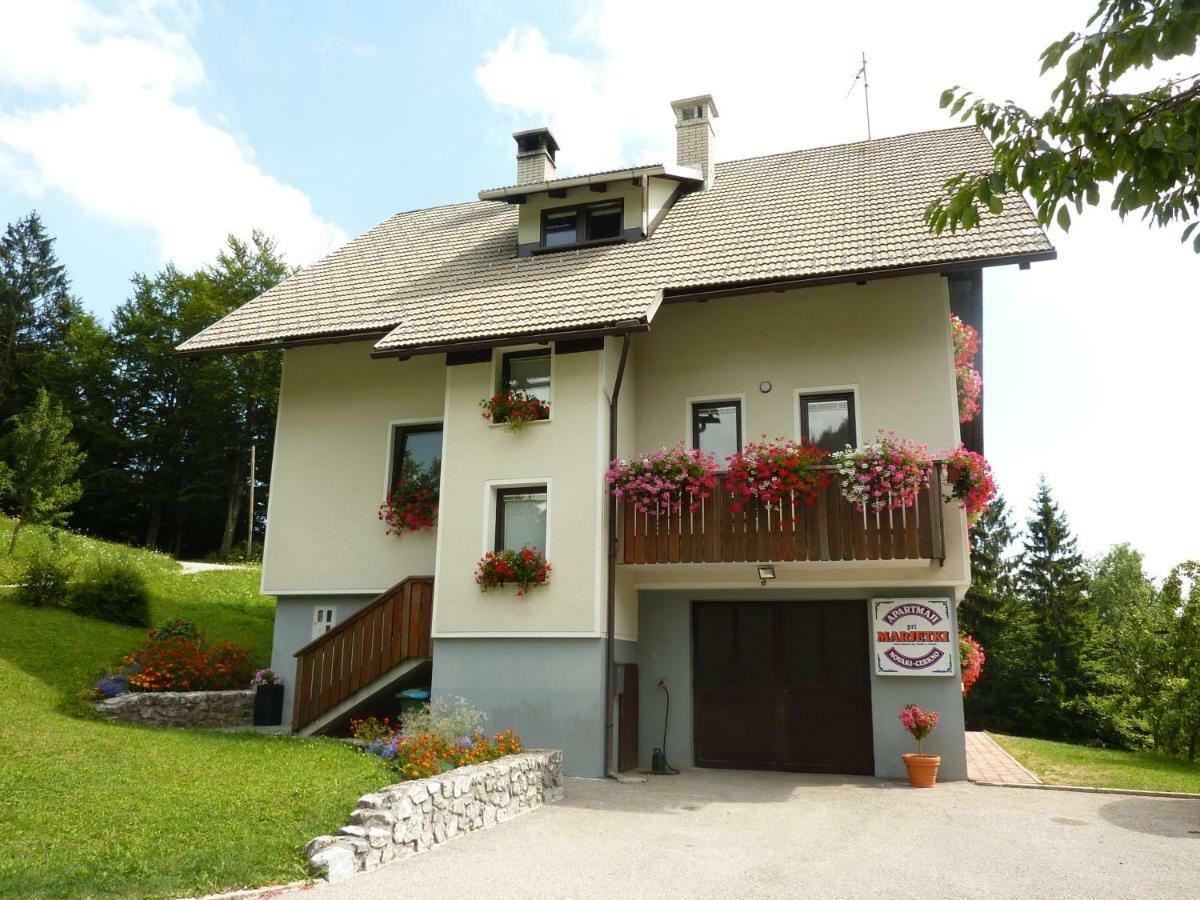 Apartments Pri Marjetki Cerkno Kültér fotó