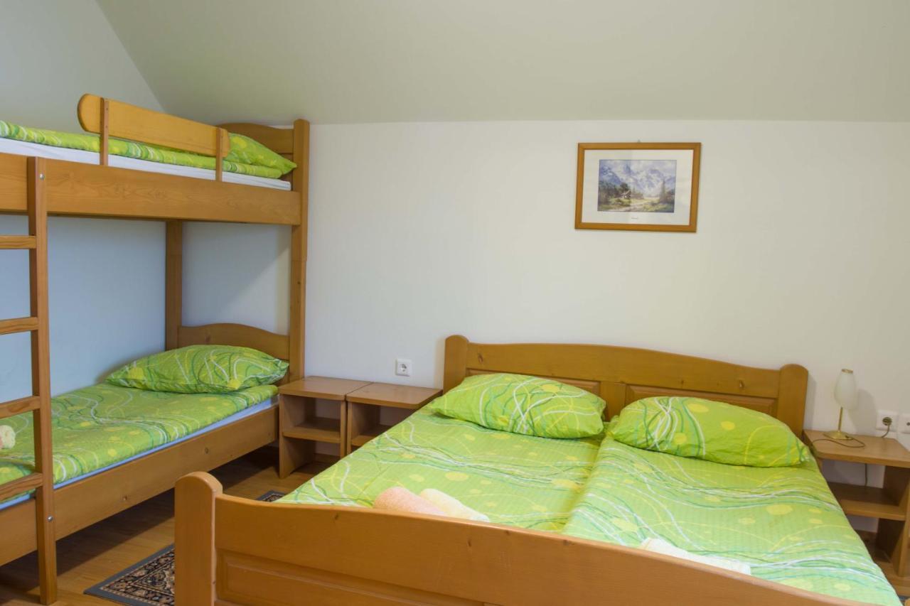 Apartments Pri Marjetki Cerkno Kültér fotó